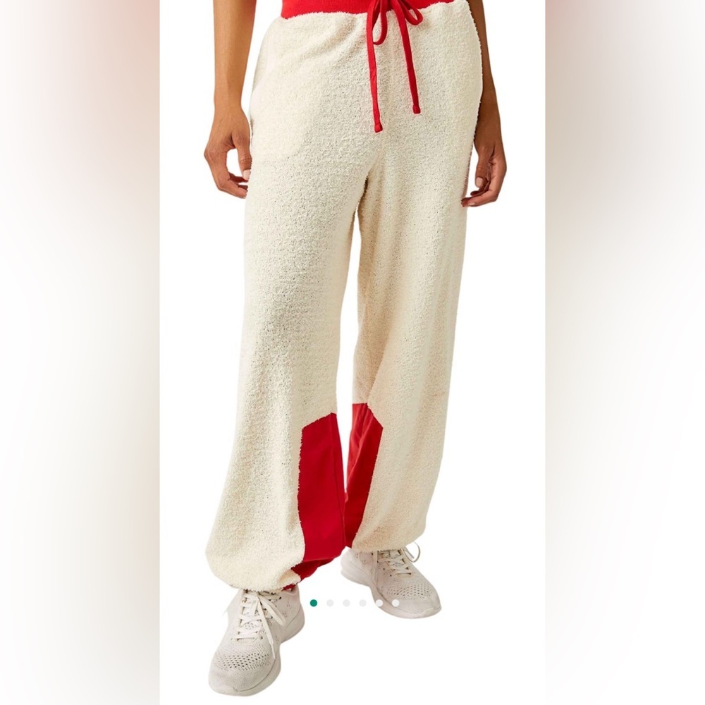 Free People Cuddle Up Joggers Ivory EUC - Picture 5 of 10